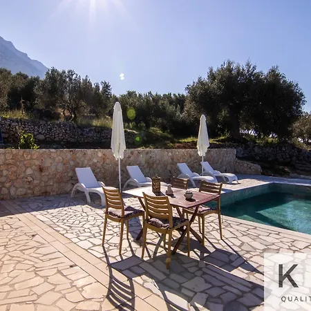 Vila Skoumas Surrounded By Olive Trees! *