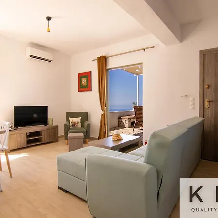 Skoumas Surrounded By Olive Trees! Vlachata